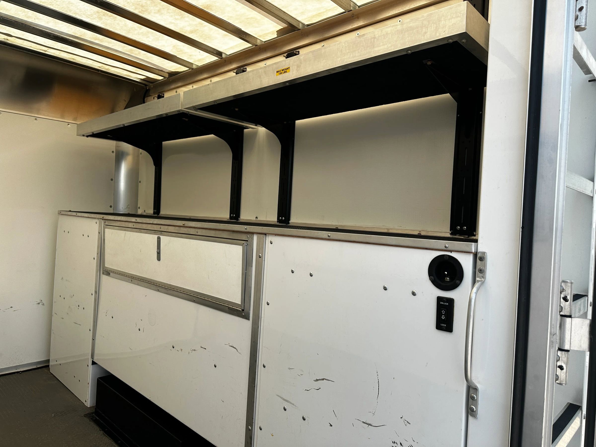 Used 2024 GMC Sierra 3500 Pro w/ Convenience Package image 11