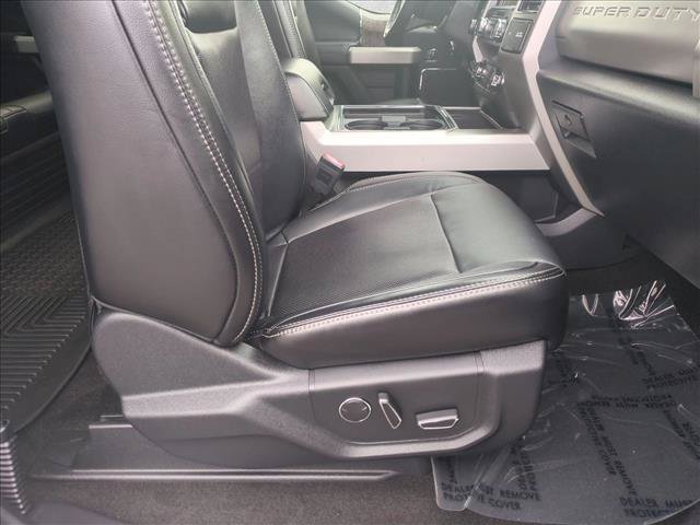 Used 2019 Ford F250 Lariat w/ Lariat Ultimate Package AWD/4WD image 20