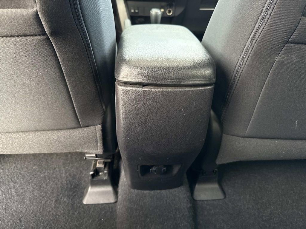 Used 2018 Toyota RAV4 XLE image 20