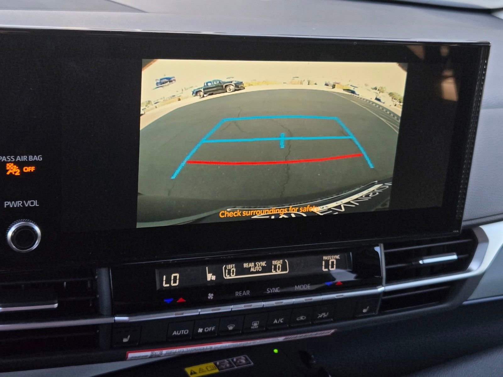 Certified 2026 Toyota Sienna XLE FWD image 15