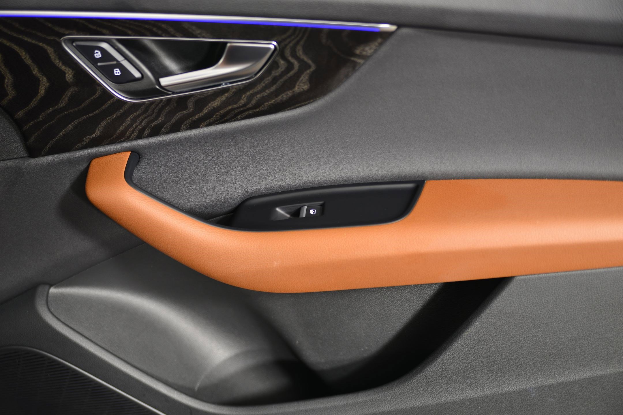 Used 2022 Audi Q7 Premium Plus image 9