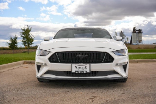 Used 2020 Ford Mustang GT Premium w/ Black Accent Package RWD image 2