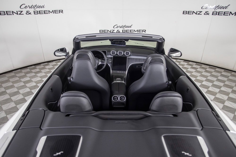 Used 2025 Mercedes-Benz CLE 300 4MATIC Cabriolet image 13