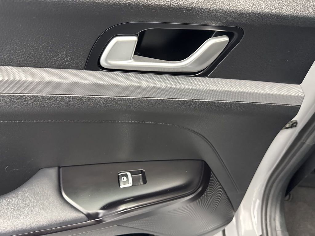 Used 2024 Kia K5 GT-Line image 35