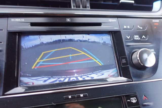 Certified 2016 Toyota Avalon Limited w/ Toyota Safety Sense Package image 19