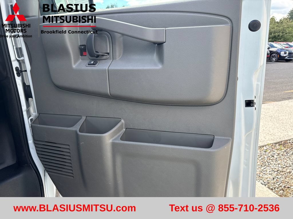 Used 2025 GMC Savana 2500 w/ Driver Convenience Package RWD image 44
