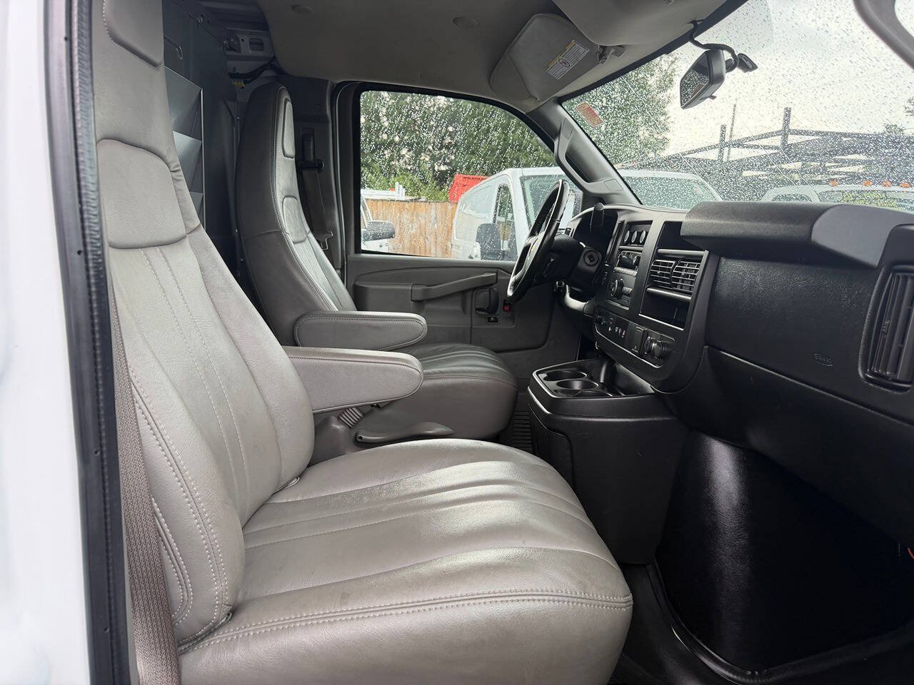 Used 2021 Chevrolet Express 2500 w/ Driver Convenience Package RWD image 19