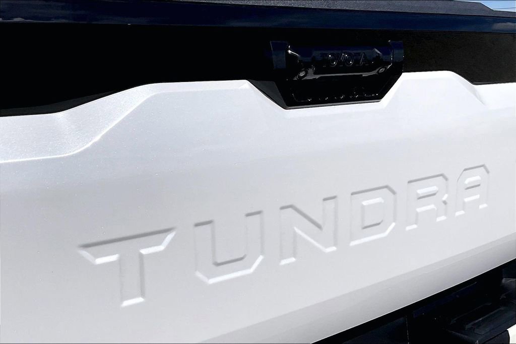 Used 2022 Toyota Tundra Platinum image 27