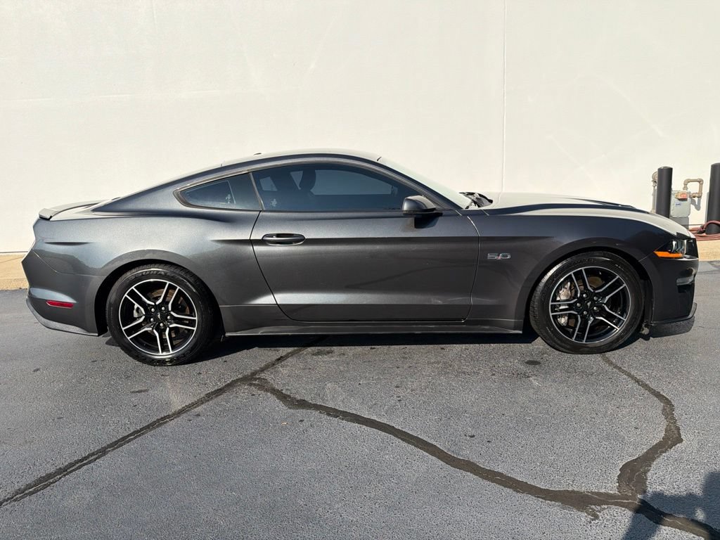Used 2019 Ford Mustang GT Premium RWD image 9