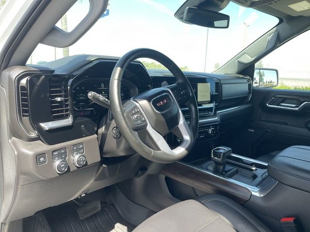 Used 2024 GMC Sierra 1500 SLT w/ SLT Convenience Package AWD/4WD image 10