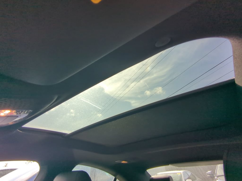 Certified 2025 Mercedes-Benz CLA 250 4MATIC image 16
