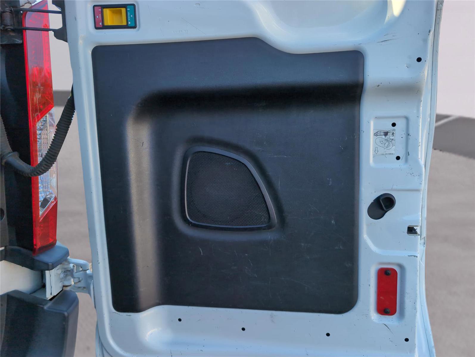 Used 2017 Ford Transit 250 130 Low Roof image 10