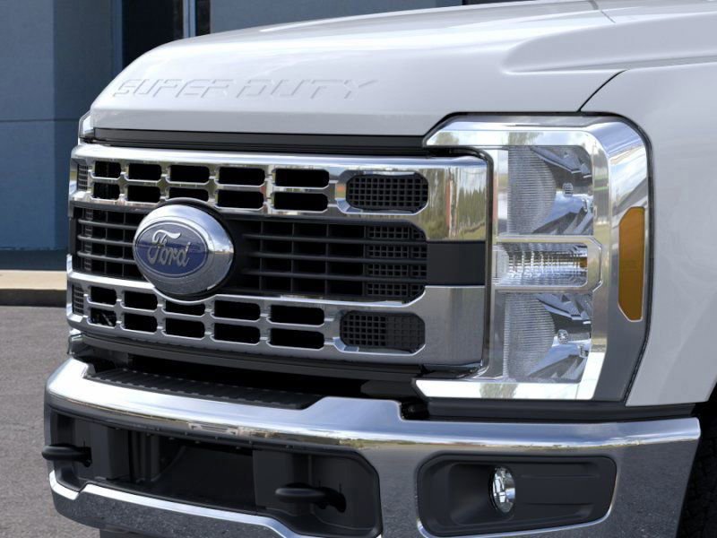 New 2026 Ford F250 XLT w/ FX4 Off-Road Package image 17