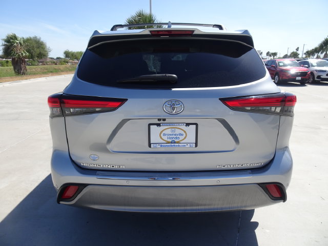 Used 2020 Toyota Highlander Platinum AWD/4WD image 5