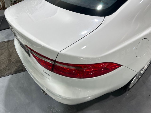 Used 2017 Jaguar XF Prestige RWD image 26