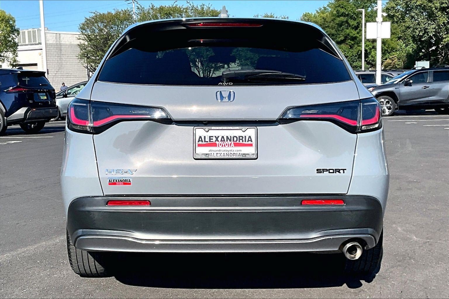 Used 2024 Honda HR-V Sport image 4