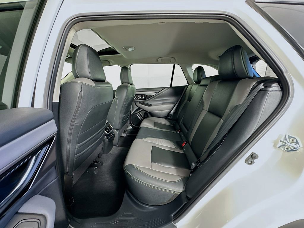 Used 2025 Subaru Outback Onyx Edition XT image 25