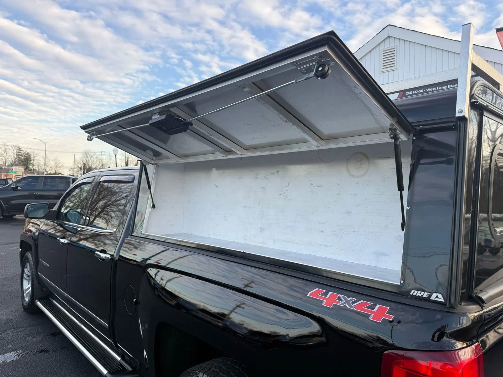 Used 2017 Chevrolet Silverado 1500 LTZ w/ LTZ Plus Package image 36