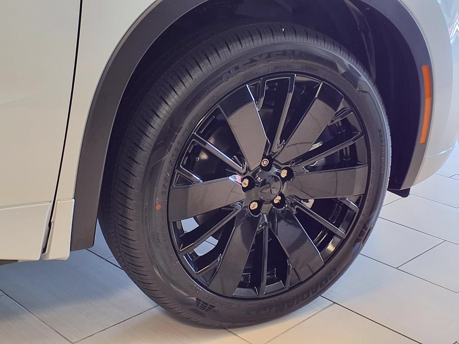 New 2026 Mitsubishi Outlander 4WD Plug-In Hybrid image 8
