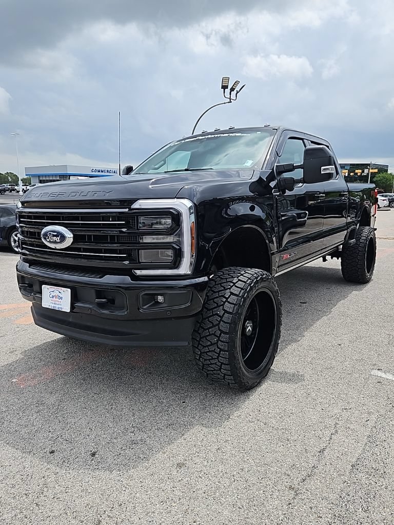 Used 2026 Ford F250 Platinum AWD/4WD image 4