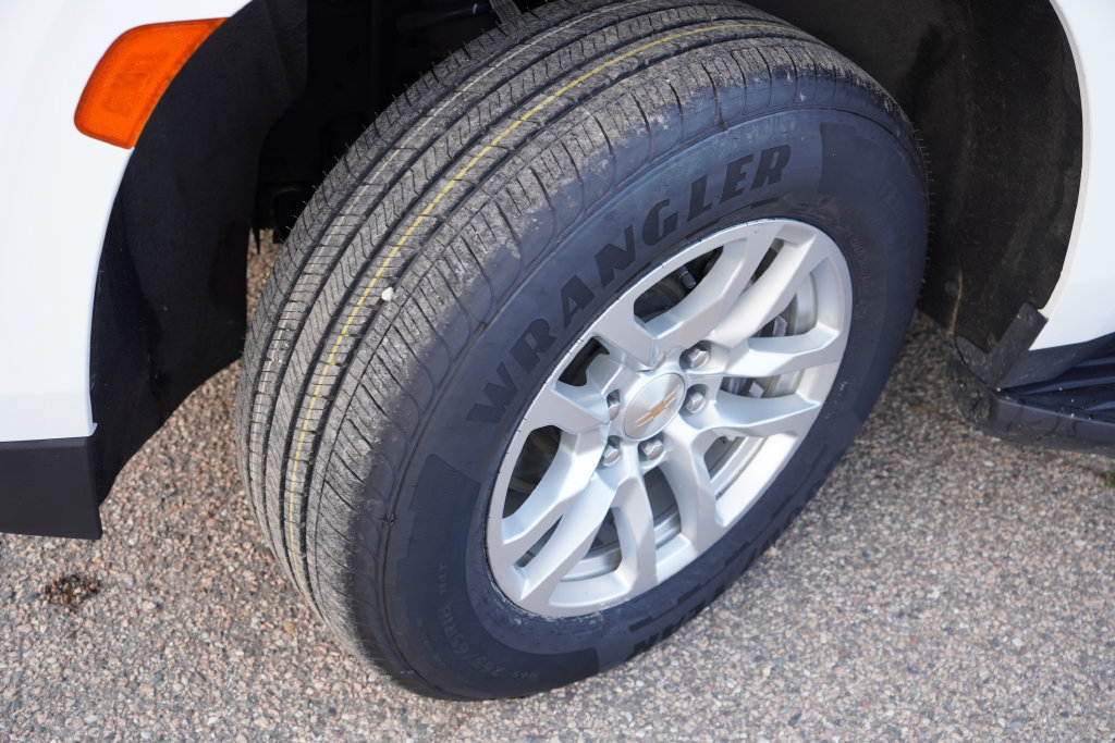 Certified 2024 Chevrolet Tahoe LT AWD/4WD image 13
