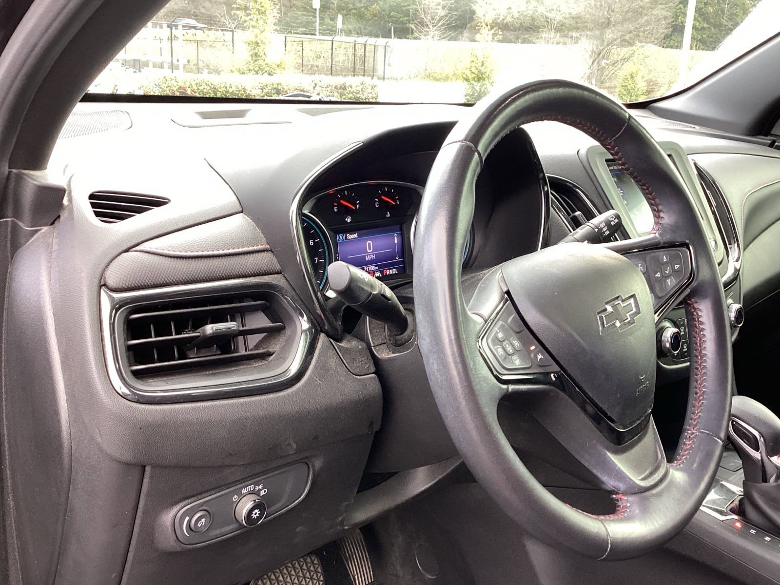 Used 2022 Chevrolet Equinox RS image 9