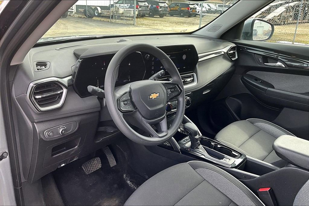 Used 2025 Chevrolet TrailBlazer LT image 10