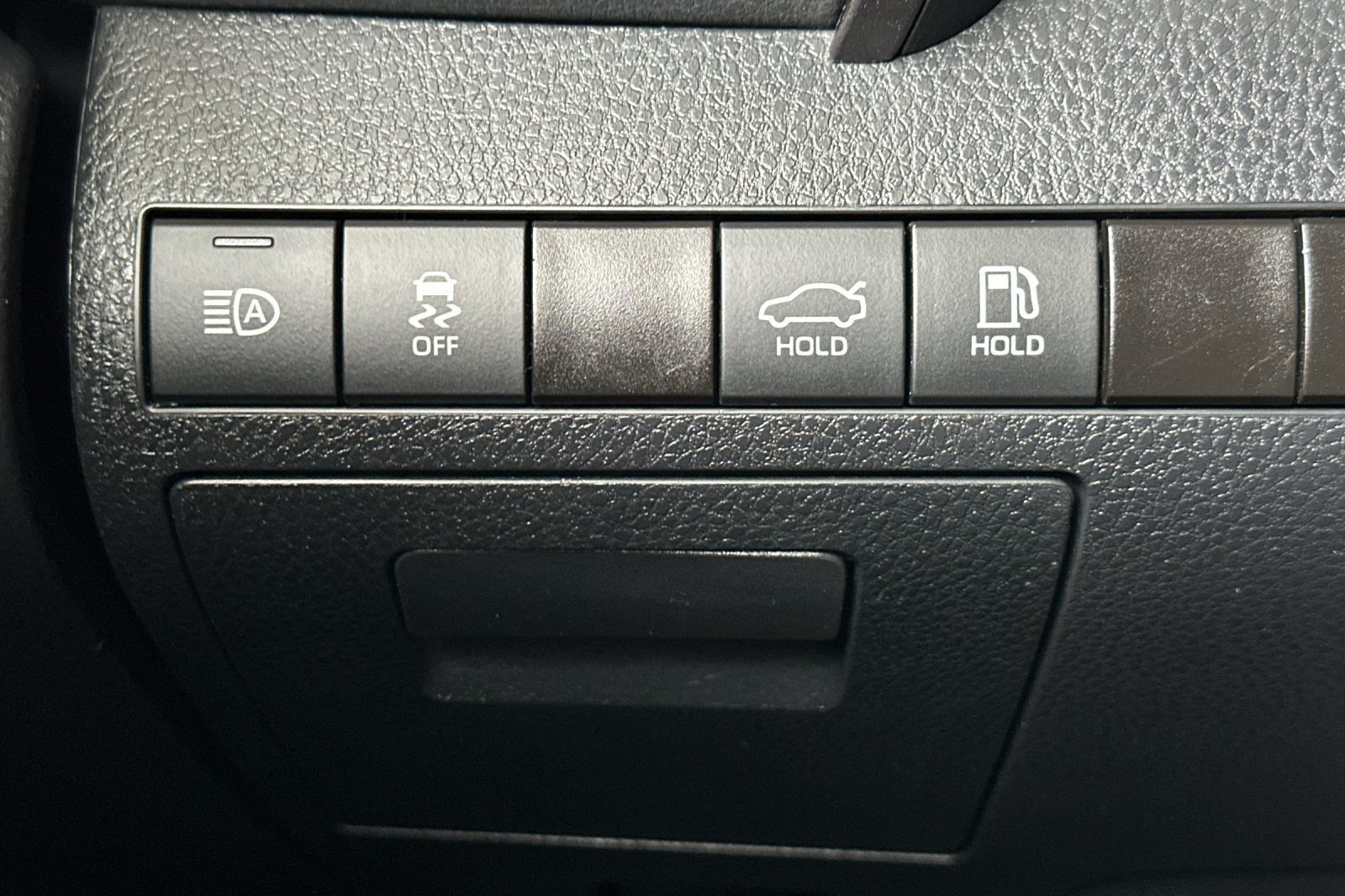 Used 2024 Toyota Camry SE FWD image 32