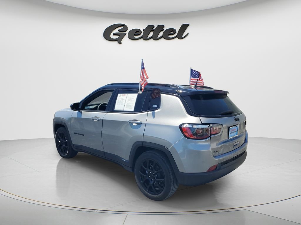 Used 2022 Jeep Compass Latitude FWD image 6