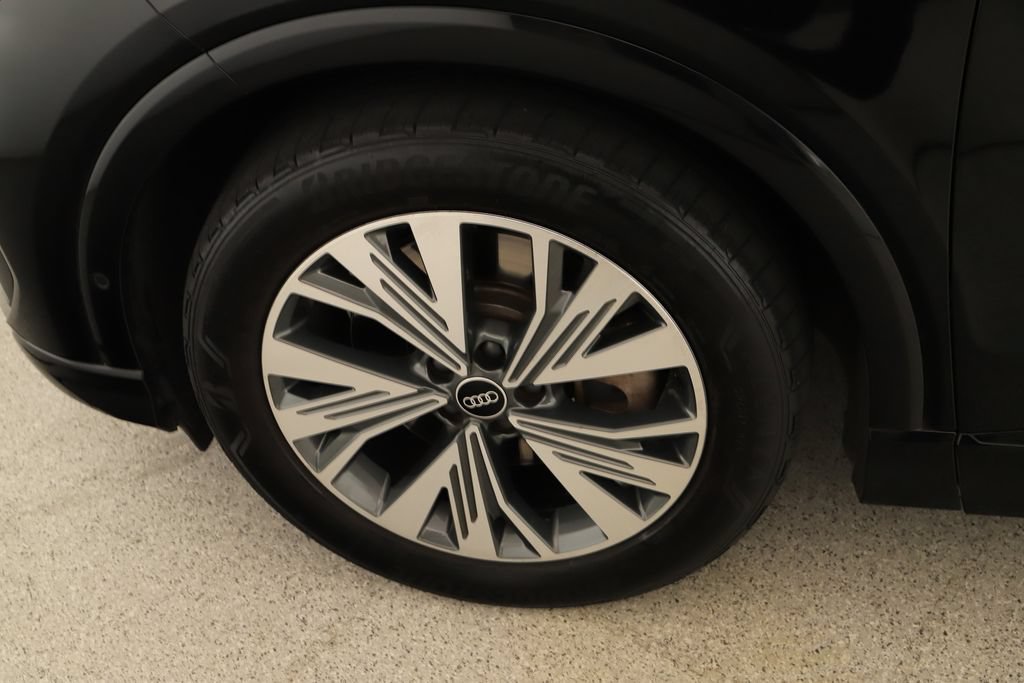 Certified 2023 Audi Q4 e-tron Premium Plus w/ Premium Plus RWD image 29