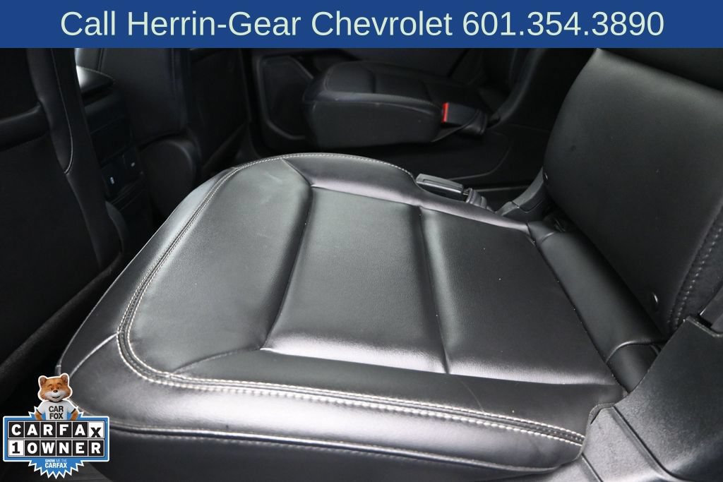 Used 2023 Ford Explorer XLT w/ Equipment Group 202A AWD/4WD image 16