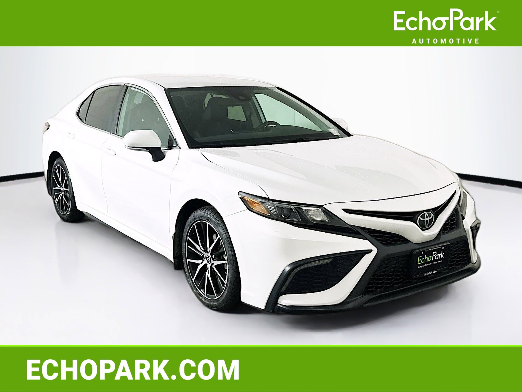 Used 2023 Toyota Camry SE