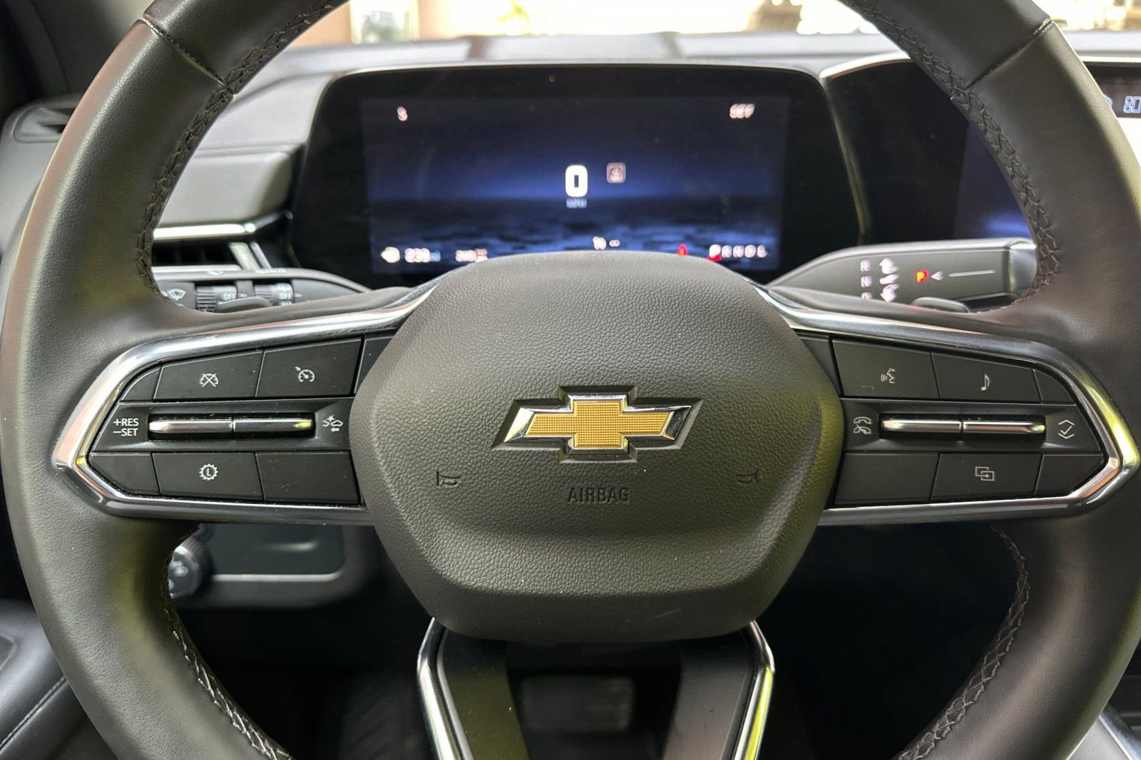 Used 2025 Chevrolet Tahoe LT AWD/4WD image 32