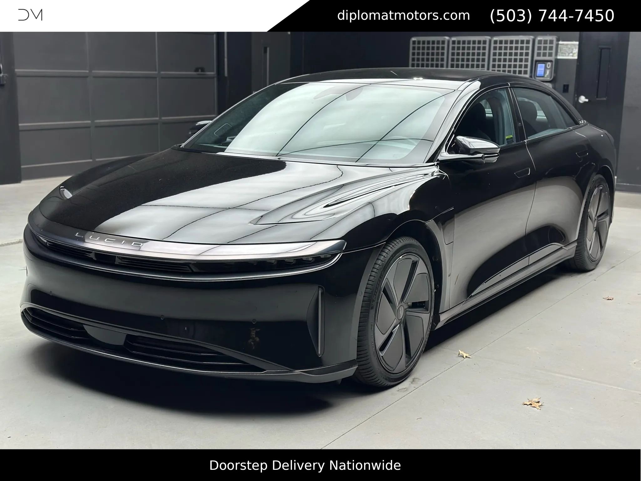 Used 2024 Lucid Air Touring image 1