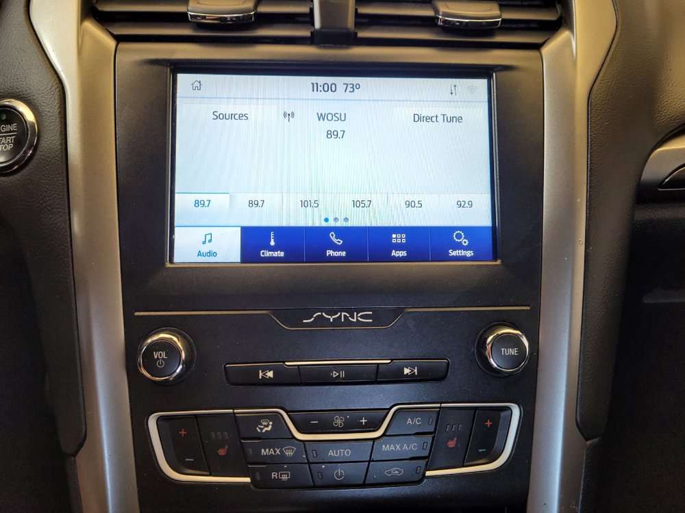 Used 2020 Ford Fusion SEL FWD image 25