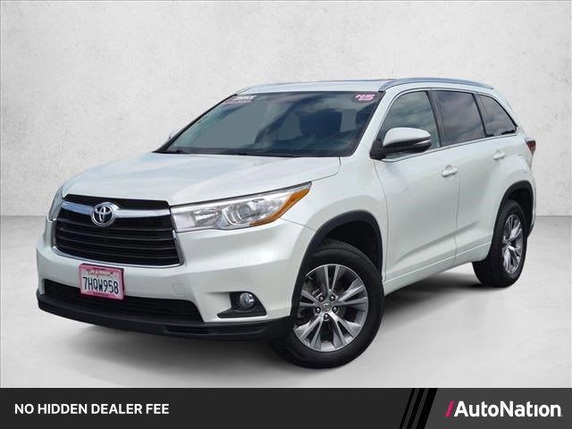 Used 2015 Toyota Highlander XLE FWD image 1