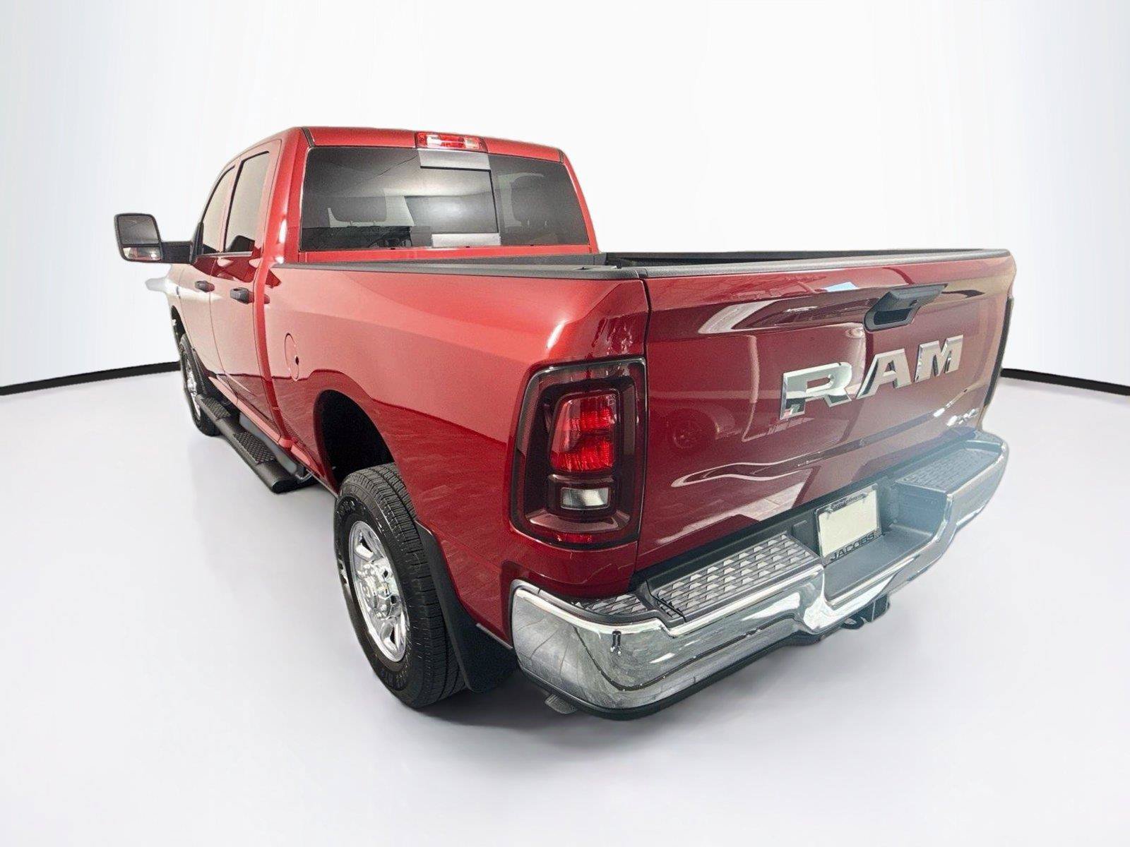 Used 2026 RAM 2500 Tradesman AWD/4WD image 3