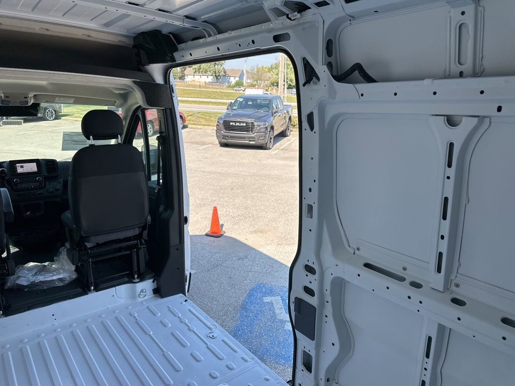 New 2026 RAM ProMaster 2500 w/ Convenience Group image 45