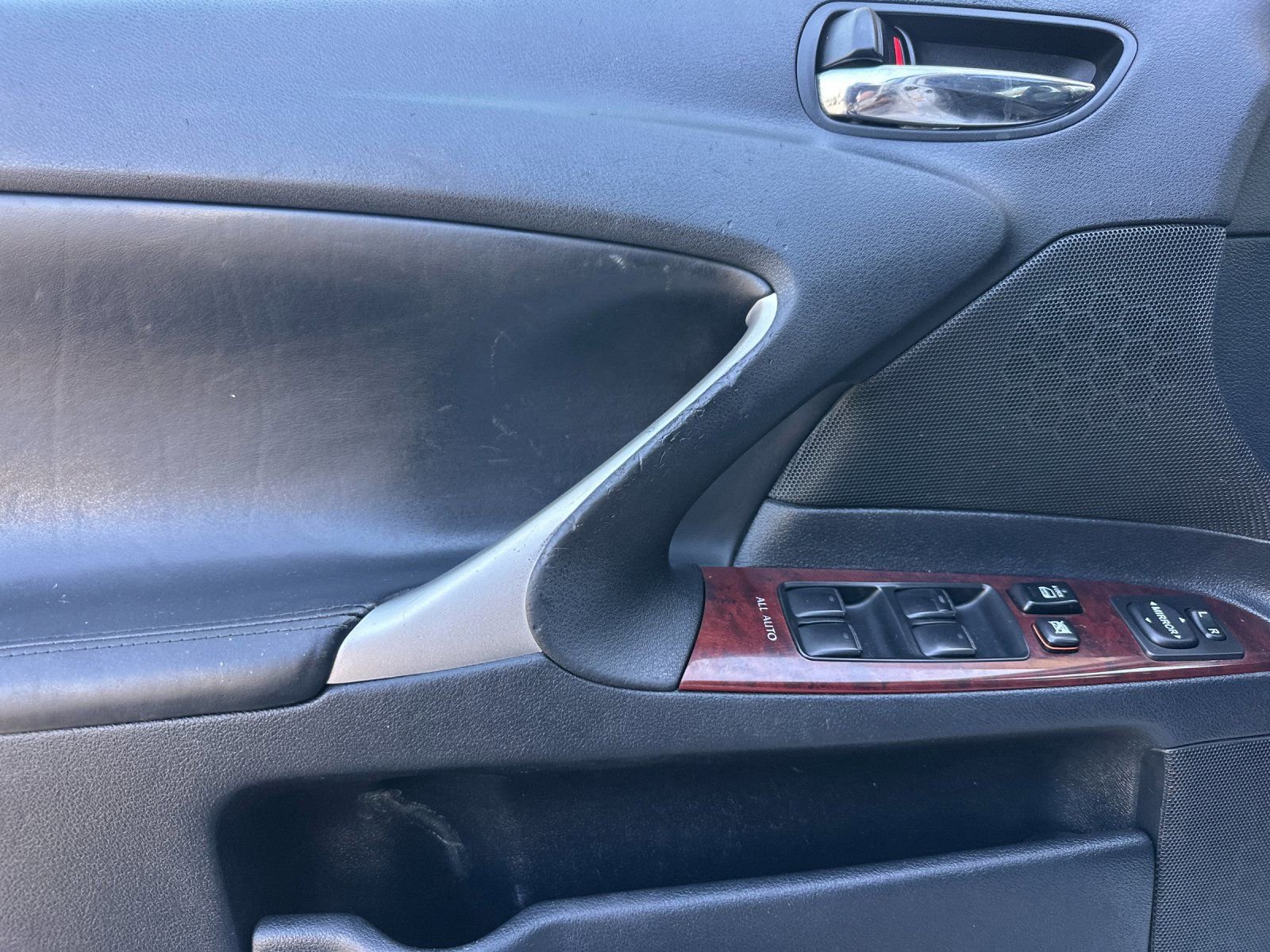 Used 2008 Lexus IS 250 RWD image 11