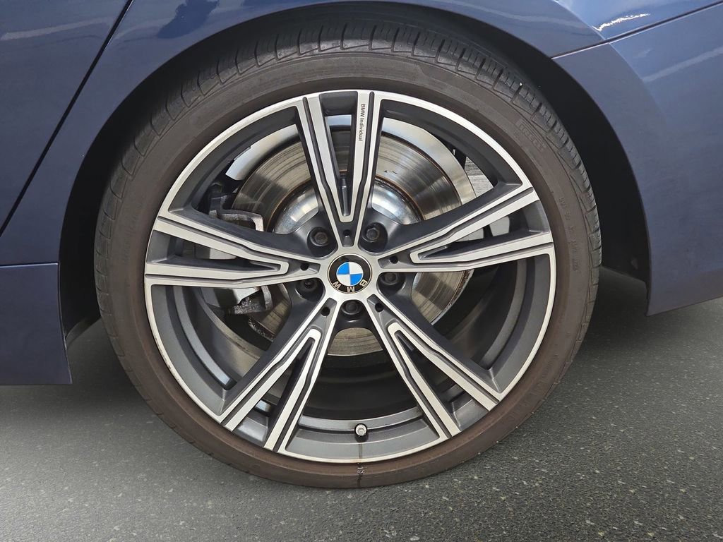 Certified 2021 BMW 330i Sedan w/ Convenience Package image 31