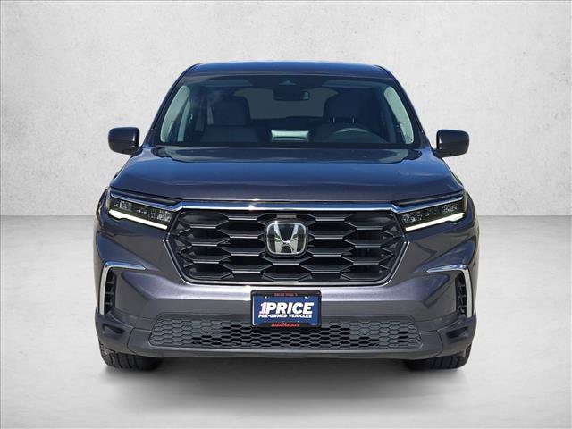 Used 2023 Honda Pilot LX image 2