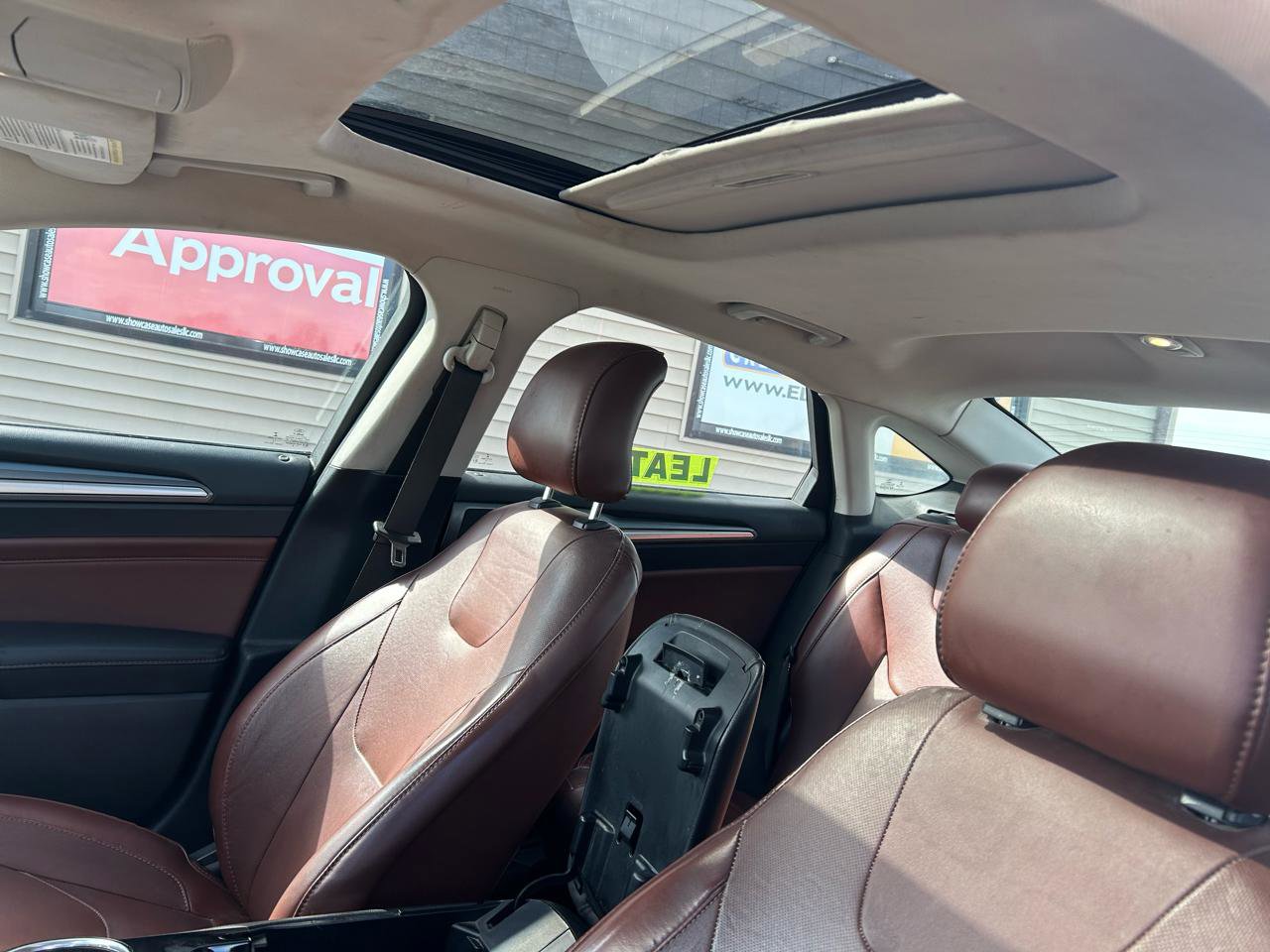 Used 2015 Ford Fusion SE w/ Equipment Group 202A image 18