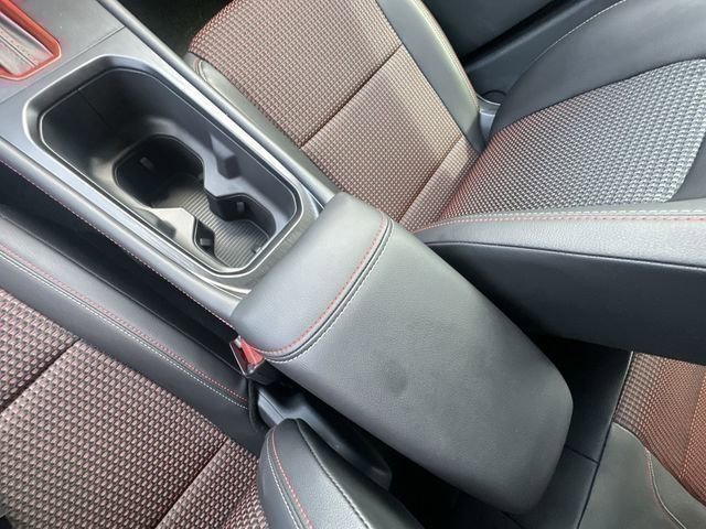 New 2025 Nissan Kicks SR FWD image 21