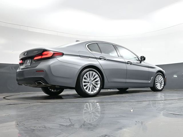 Used 2023 BMW 530i xDrive image 30