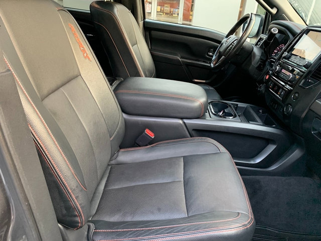 Used 2021 Nissan Titan PRO-4X w/ Pro-4x Convenience Package AWD/4WD image 10