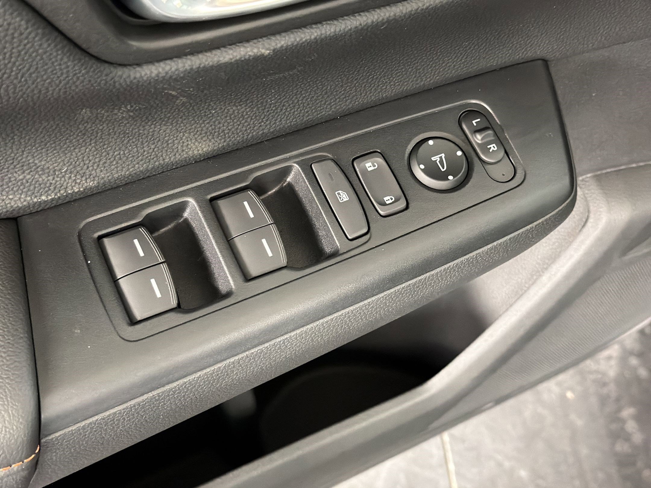 New 2026 Honda CR-V Sport-L image 13