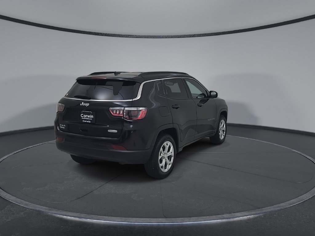 Certified 2024 Jeep Compass Latitude AWD/4WD image 16