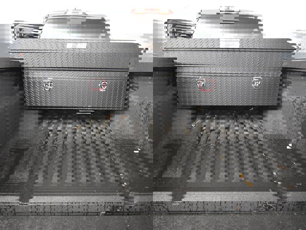 Used 2024 Nissan Frontier PRO-4X w/ Off-Road Protection Package image 32