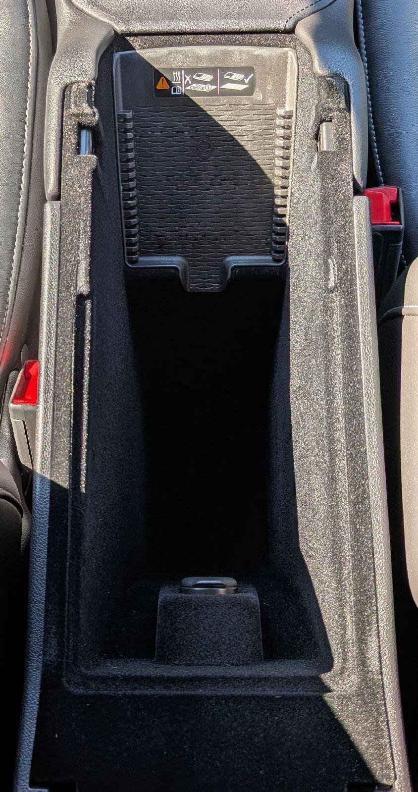 Used 2019 Cadillac XT4 Premium Luxury FWD image 20