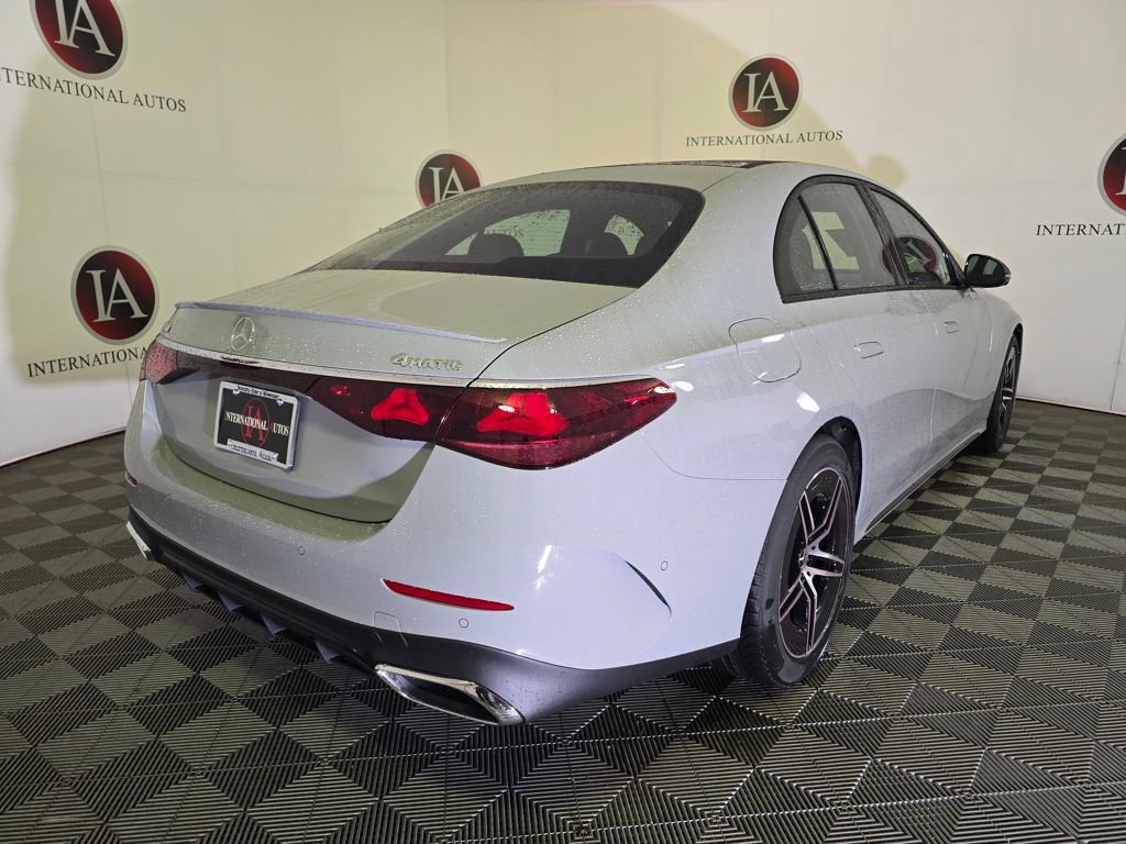 Used 2026 Mercedes-Benz E 350 4MATIC Sedan image 4